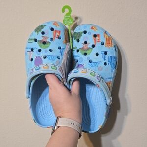 Walt Disney World Parks CROCS 4 Park Classic Clog Exclusive Park Only Crocs